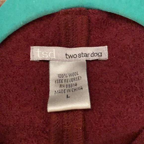 Coat - Picture 2 of 2